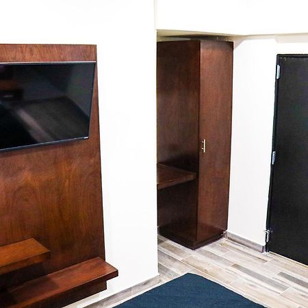 Hotel Mision 11 Tijuana Ngoại thất bức ảnh